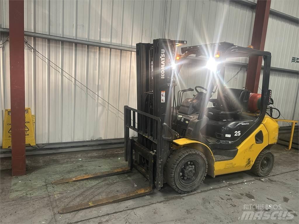 Komatsu FG25HT-17 LPG vozíky