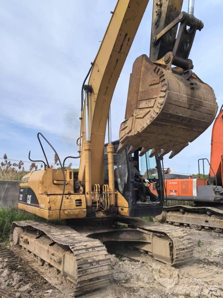 CAT 320 C Pásové rýpadlá