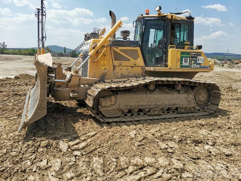 Komatsu D 65 PX-17 Pásové dozéry