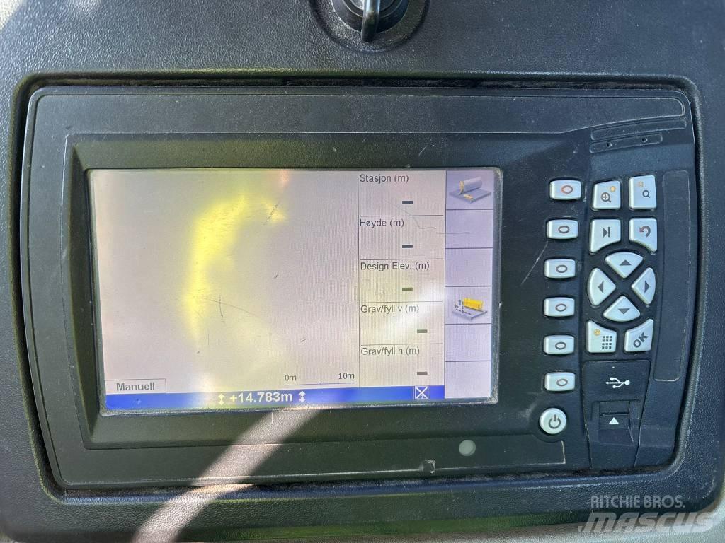 CAT D 8 T Pásové dozéry