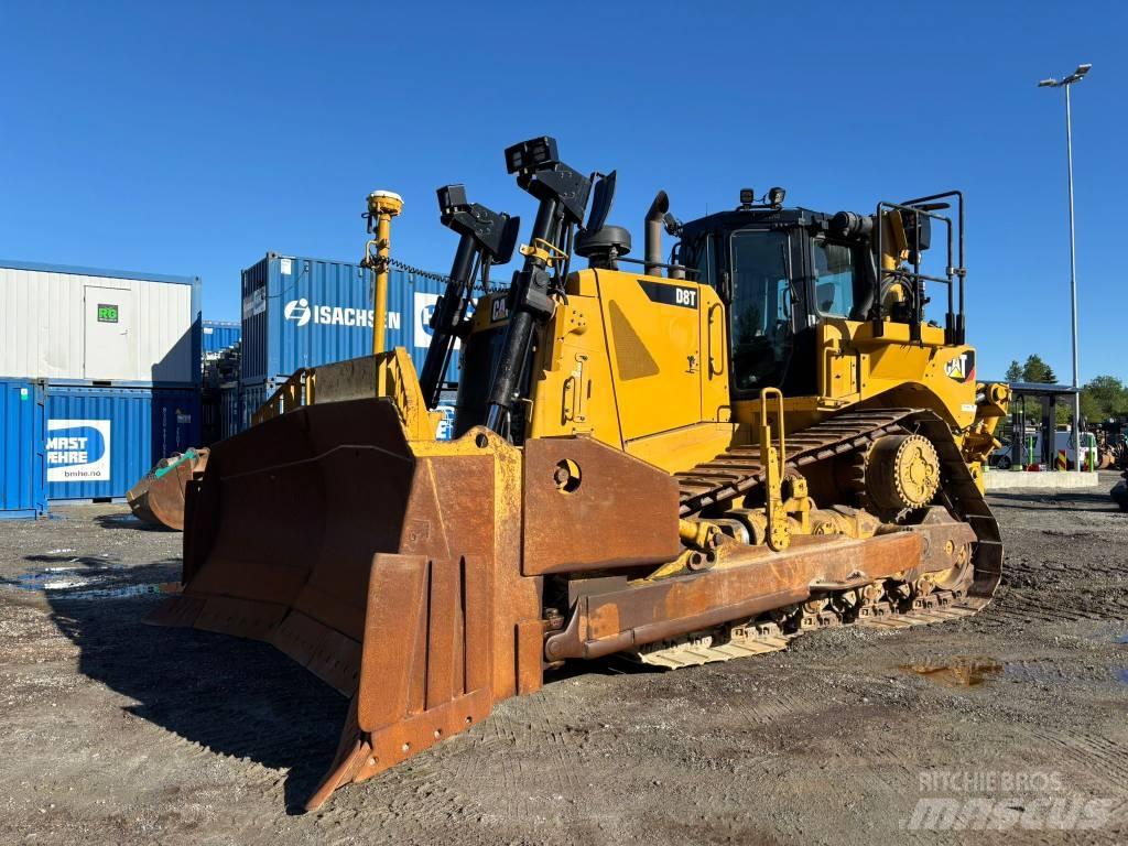 CAT D 8 T Pásové dozéry