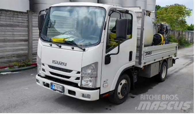 Isuzu N 1R 87A Skriňová nadstavba