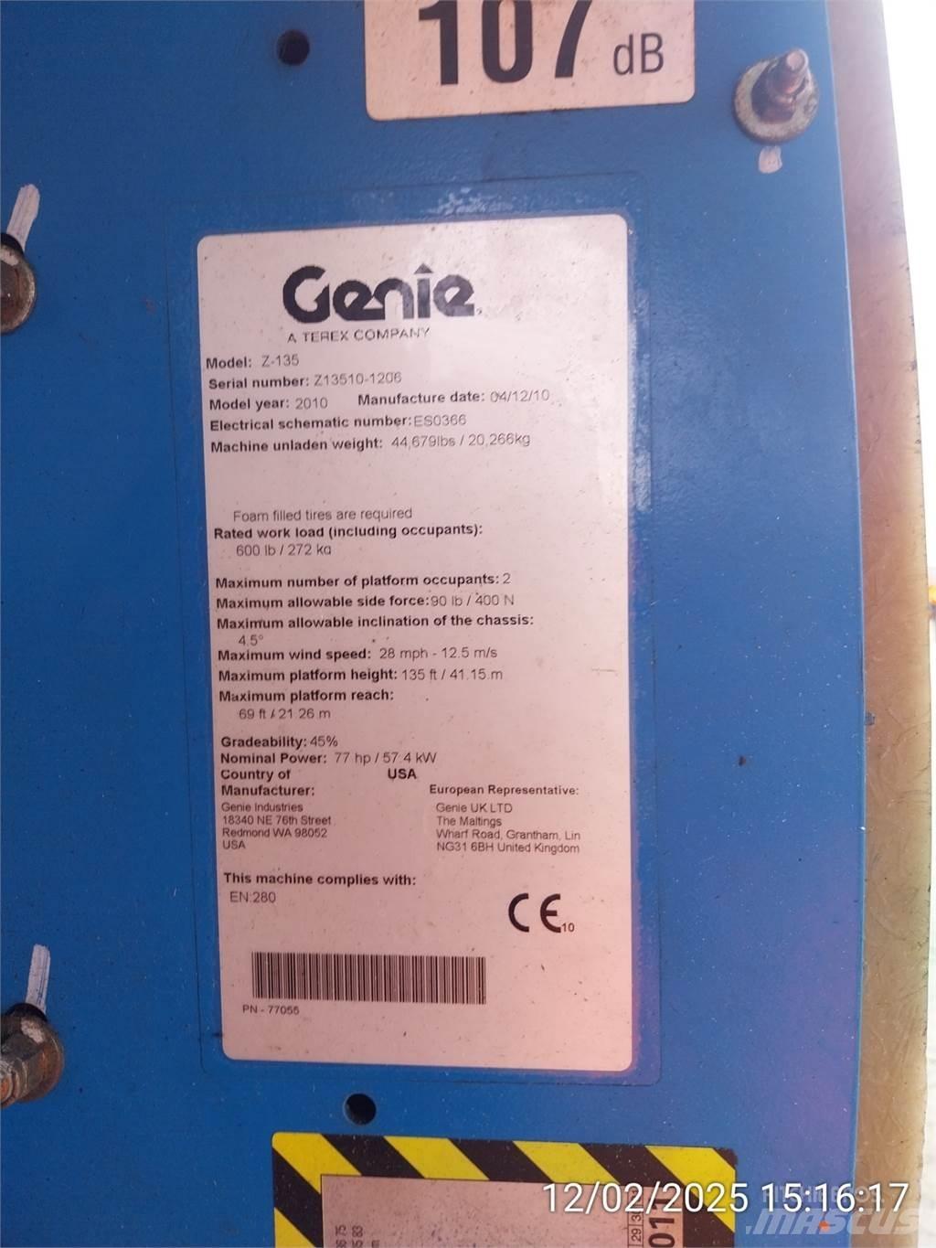 Genie Z135/70 Kĺbové plošiny