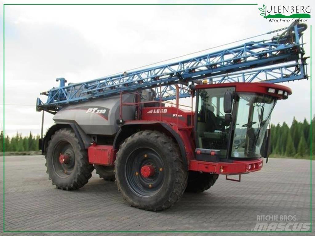 Horsch Leeb PT 230 Samohybné postrekovače