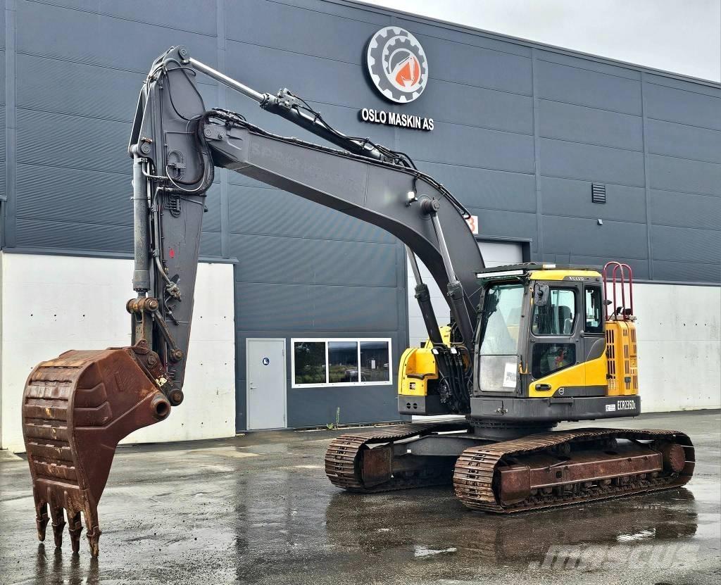 Volvo ECR235 DL Pásové rýpadlá