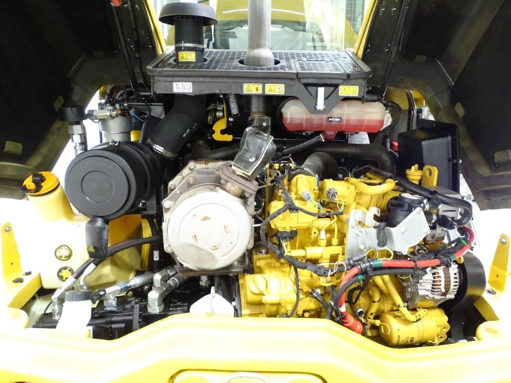 CAT 908M Kolesové nakladače