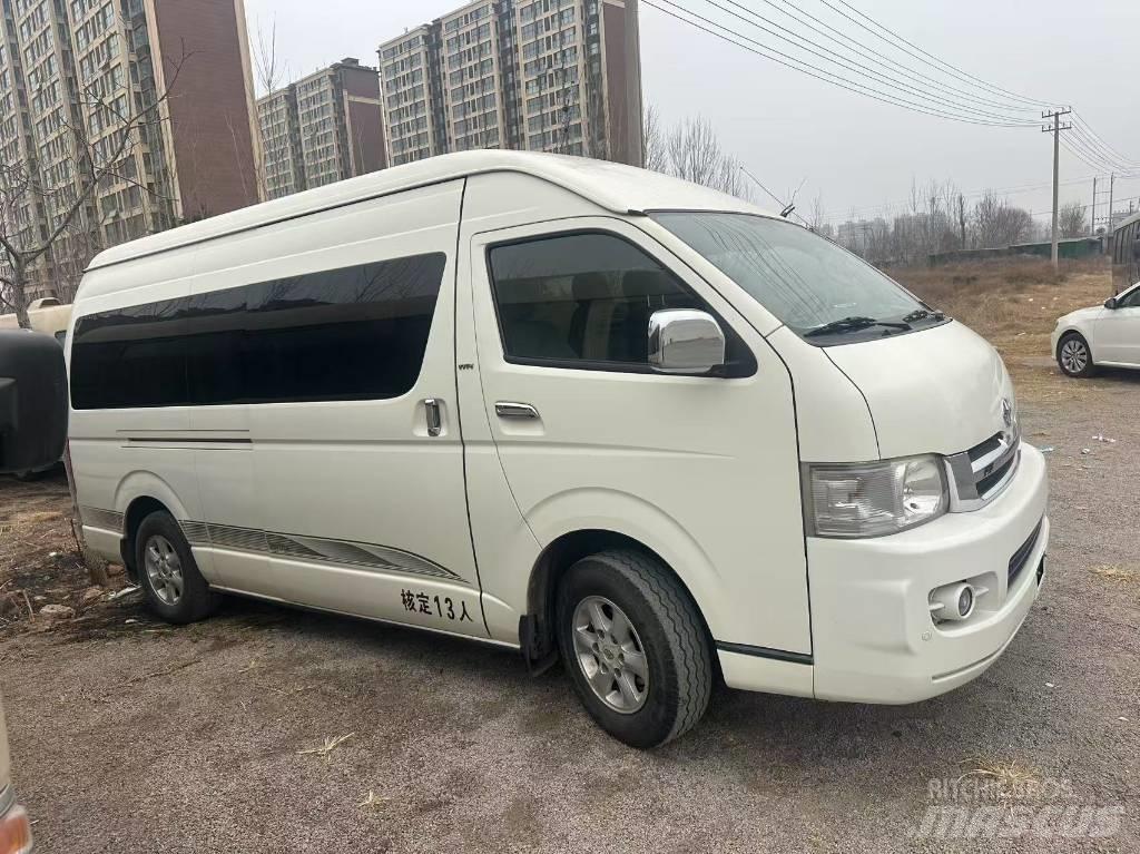 Toyota Coaster Medzimestské autobusy