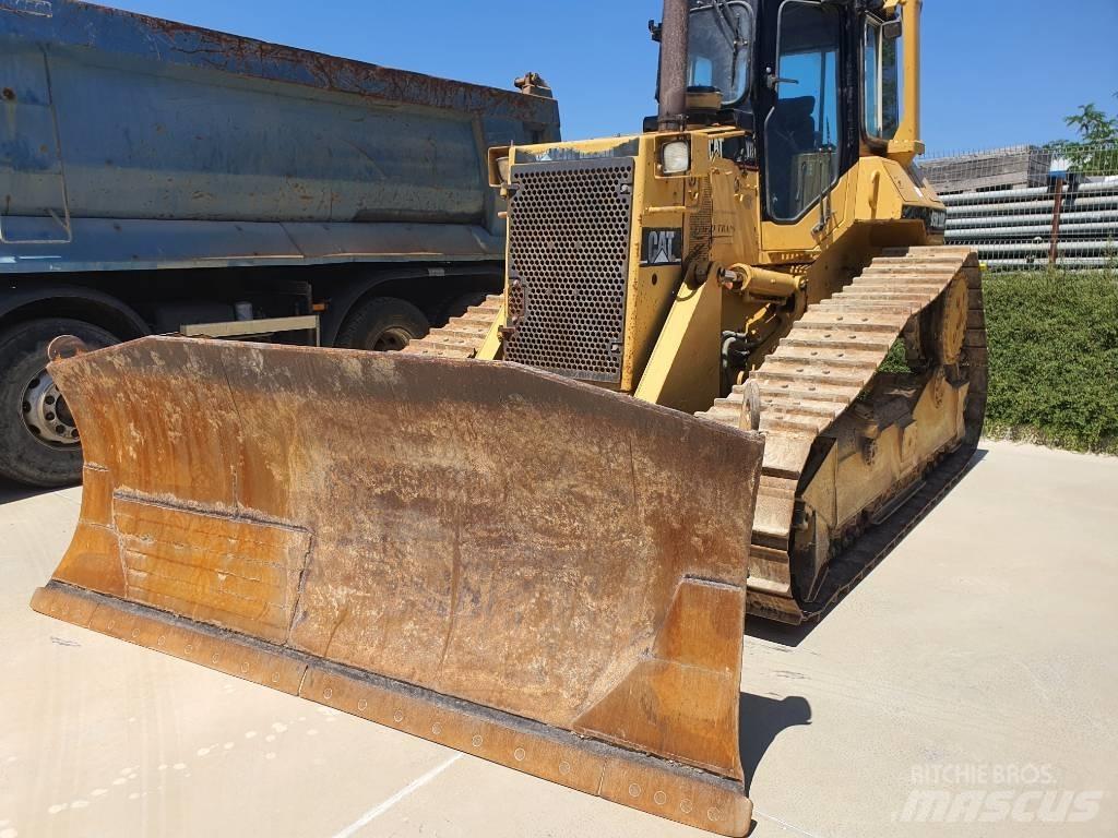 CAT D 5 H LGP Pásové dozéry