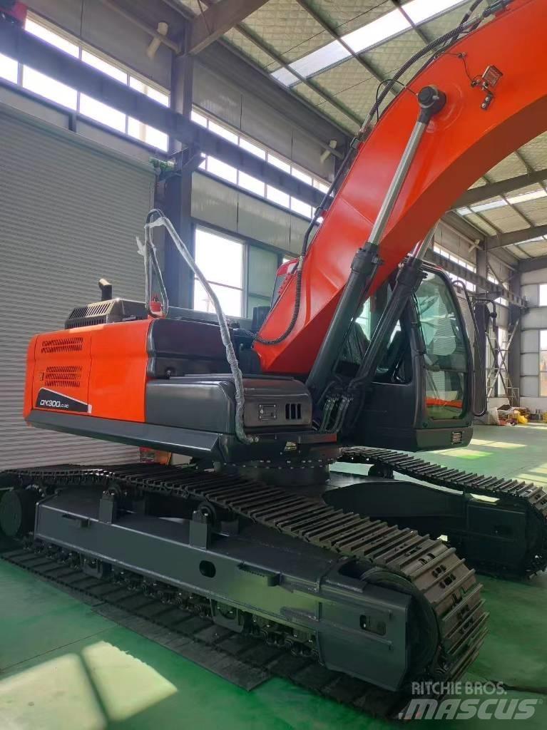 Doosan DX300 Midi rýpadlá 7 t - 12 t