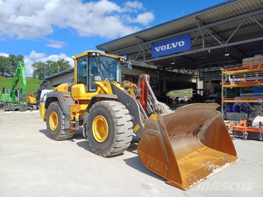 Volvo L110H Kolesové nakladače
