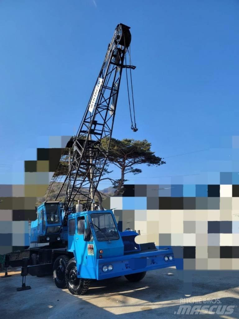 Hitachi FK 150 Pásové žeriavy