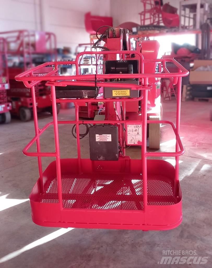 Manitou 120 AET JC Kĺbové plošiny