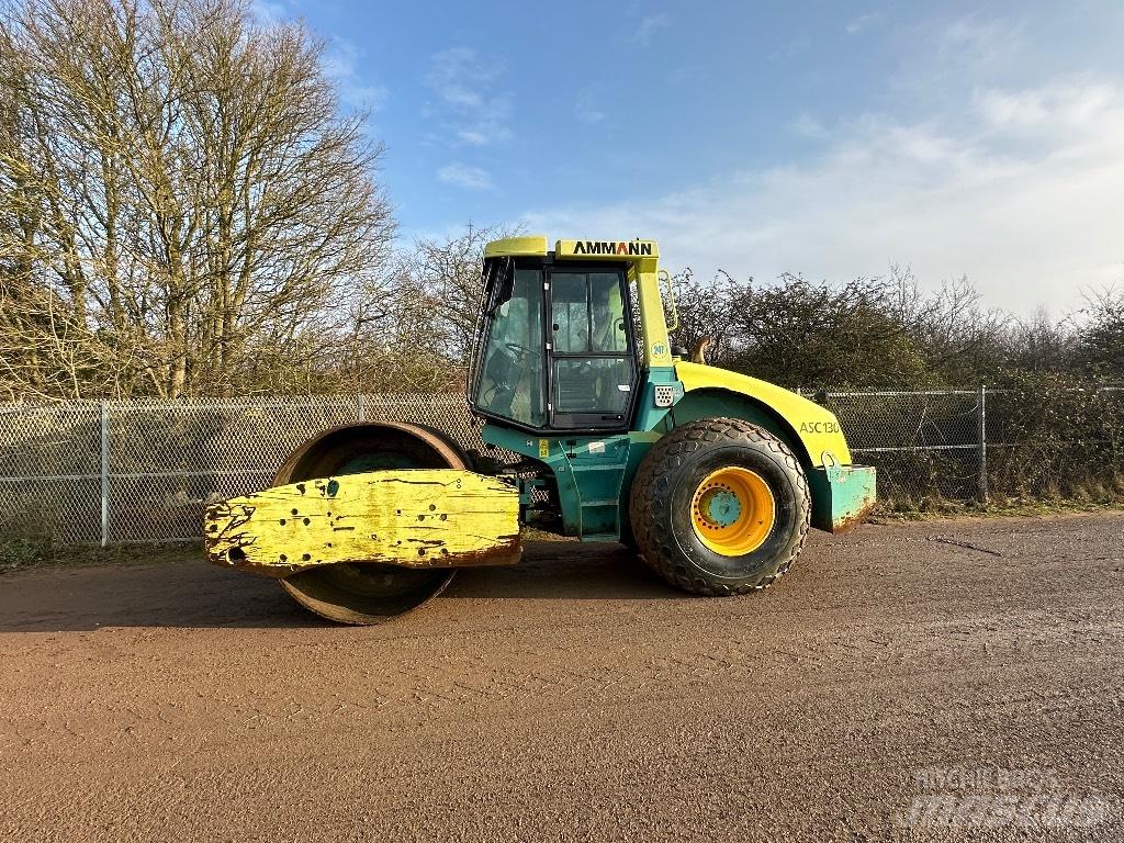 Ammann ASC 130 Ťahačové valce