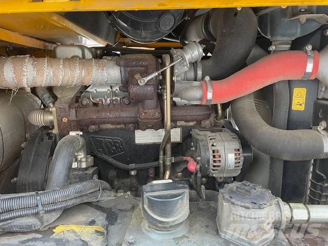JCB 6 TST Stavebné sklápače