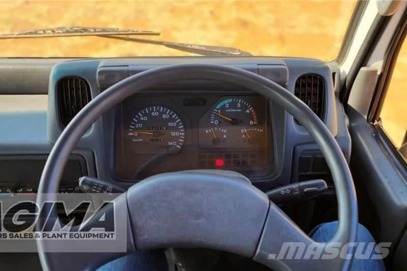 Nissan UD40 Ďalšie nákladné vozidlá