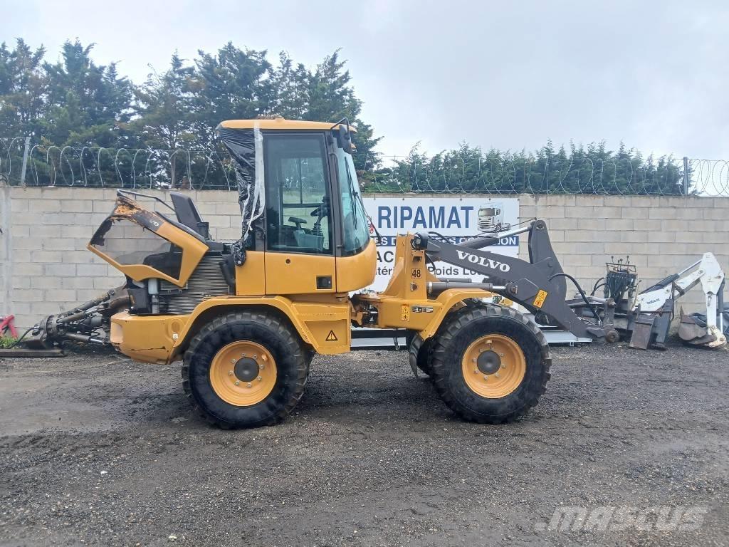 Volvo L 30 G Kolesové nakladače