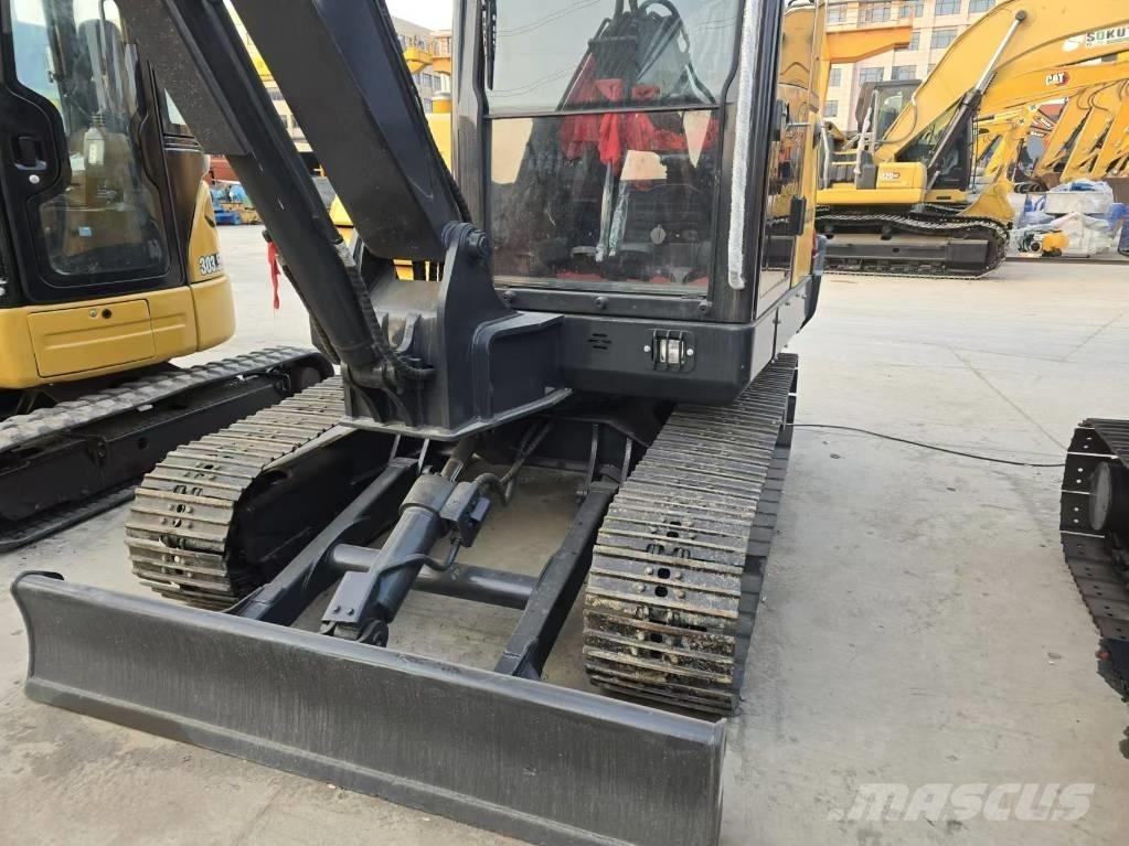 Volvo EC 60 Pásové rýpadlá