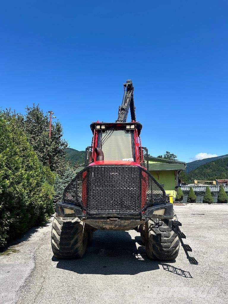 Komatsu 875 Lesné traktory
