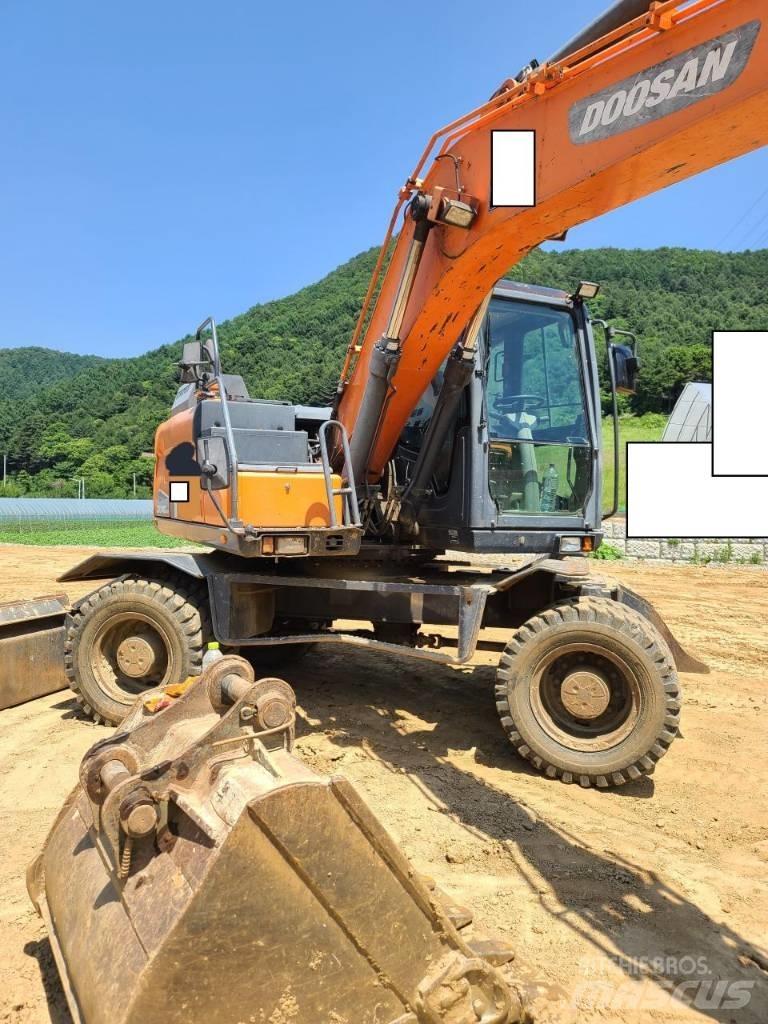 Doosan DX 140 W Kolesové rýpadlá