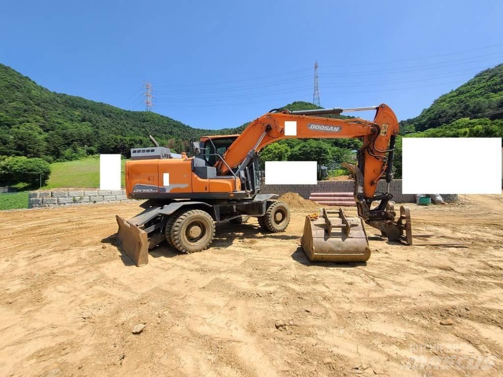 Doosan DX 140 W Kolesové rýpadlá