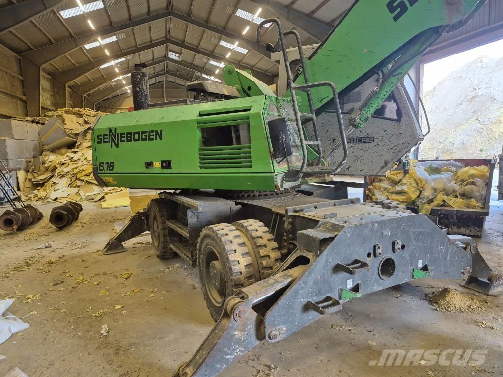 Sennebogen 818 Stroje pre manipuláciu s odpadom