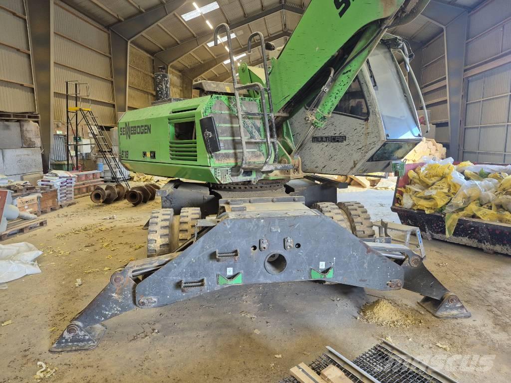 Sennebogen 818 Stroje pre manipuláciu s odpadom