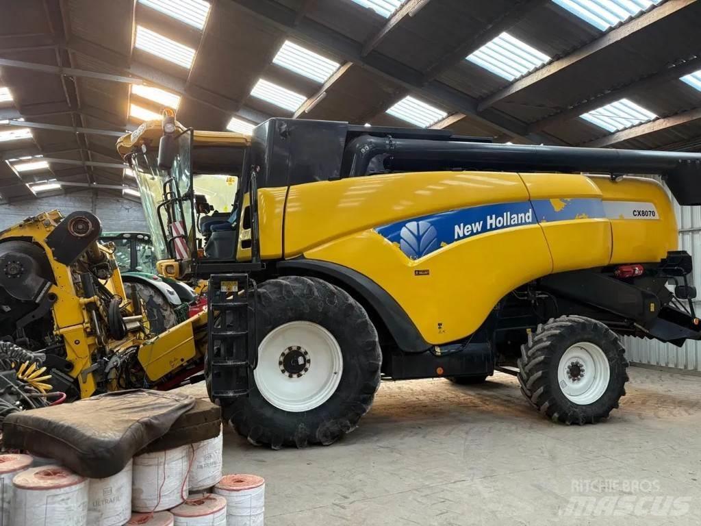New Holland CX8070 Kombinované zberacie stroje