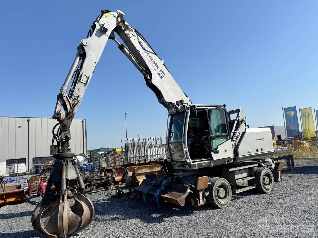Sennebogen 818 Stroje pre manipuláciu s odpadom