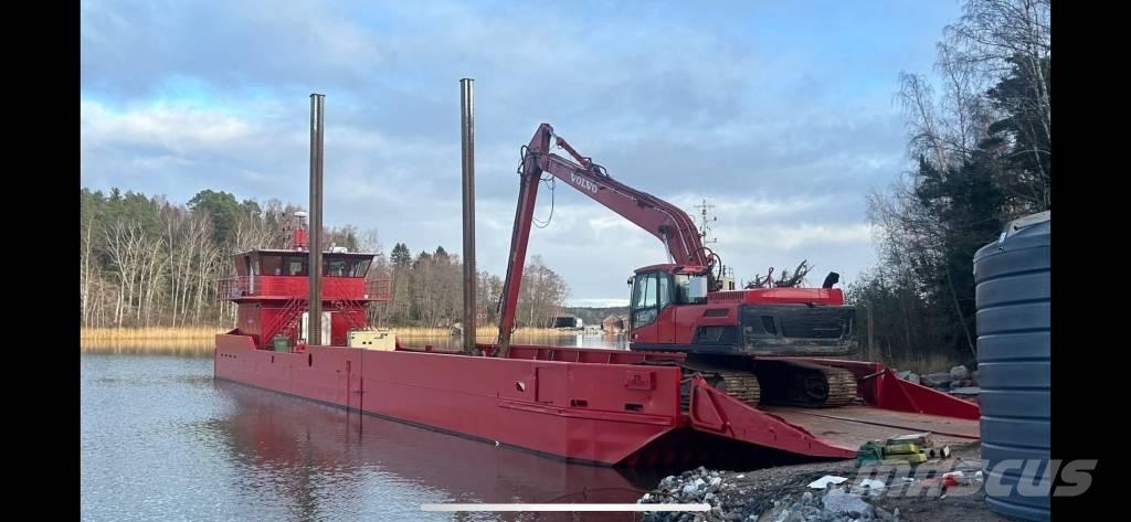  Cargo Ship Ganador Pracovné lode, bárky a pontóny