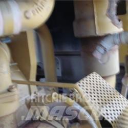 CAT D11R Pásové dozéry