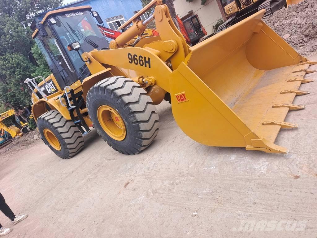 CAT 966 H Kolesové nakladače