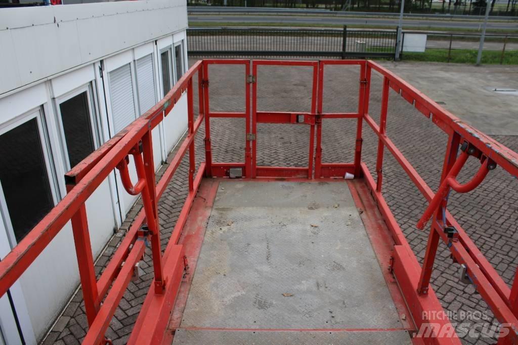 Genie GS 2669 Nožnicové zdvíhacie plošiny