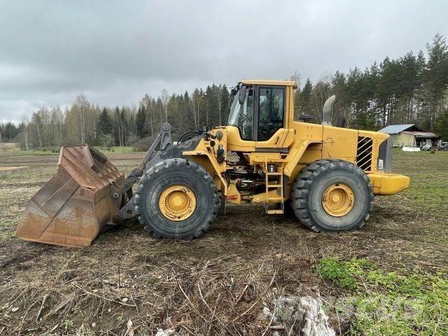 Volvo L220F Kolesové nakladače