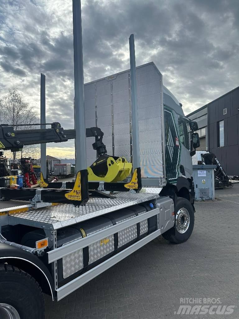 Renault Gama K 520 Nákladné vozidlá na prepravu dreva