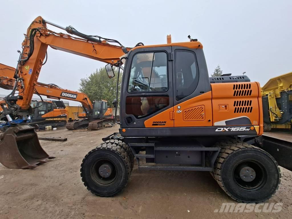 Doosan DX 165 W-5 Kolesové rýpadlá