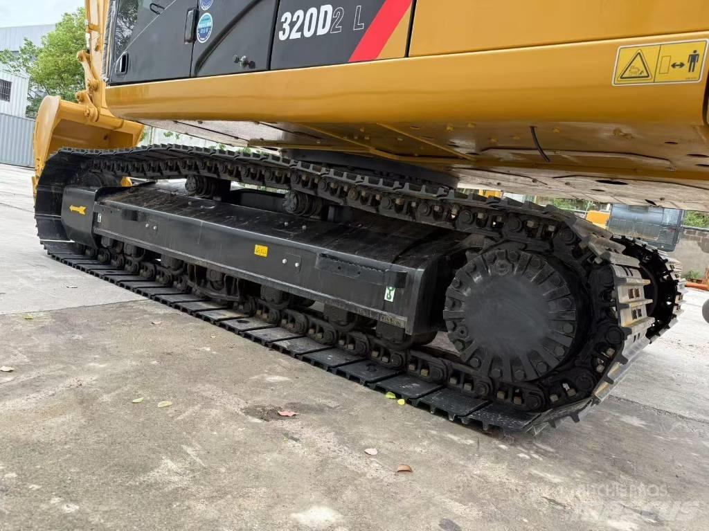 CAT 320 D Pásové rýpadlá