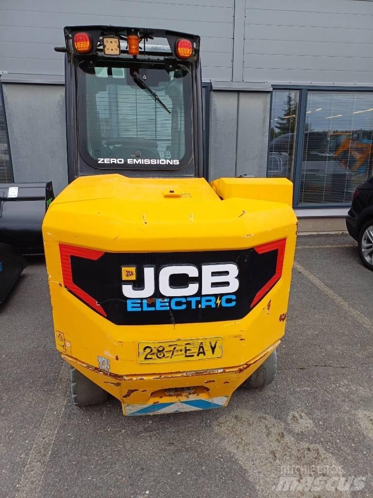 JCB Teletrukki Akumulátorové vozíky
