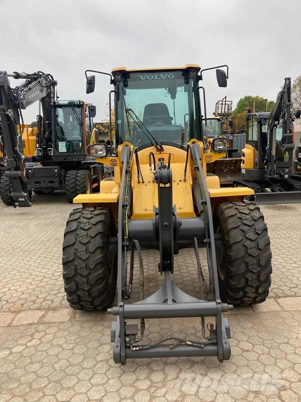 Volvo L 35 G Kolesové nakladače