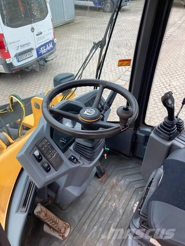 Volvo L 35 G Kolesové nakladače