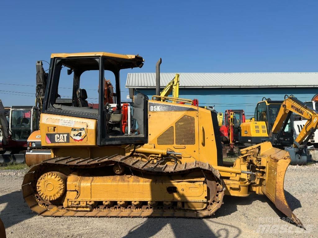 CAT D 5 K LGP Pásové dozéry