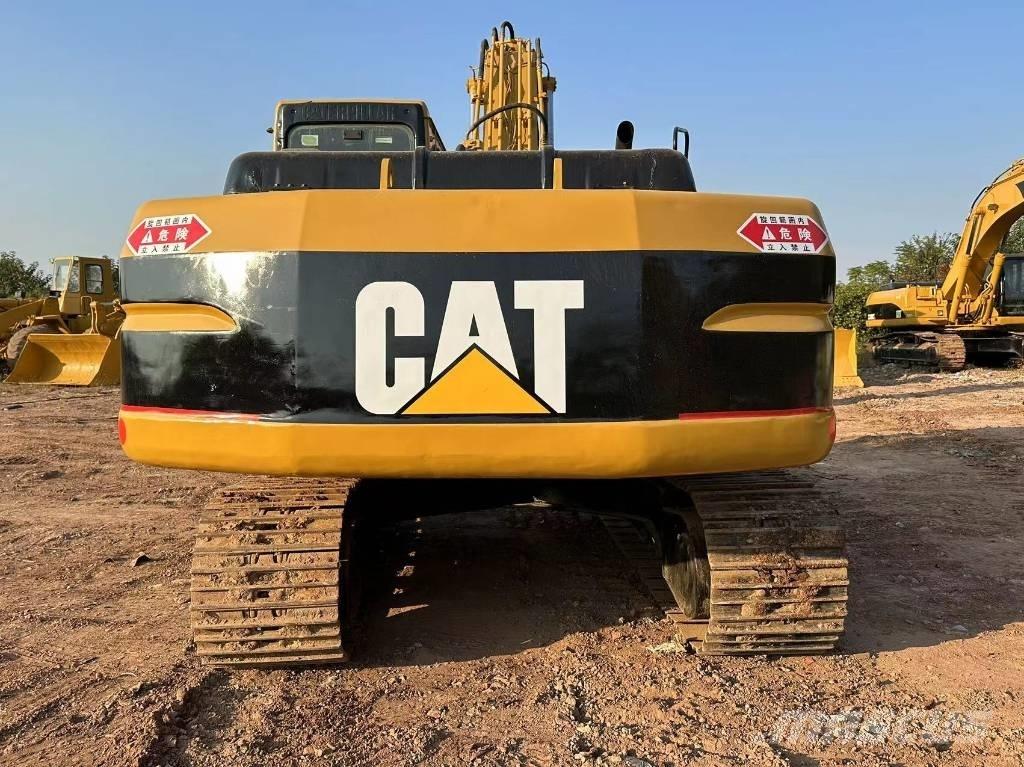 CAT 320 B Pásové rýpadlá
