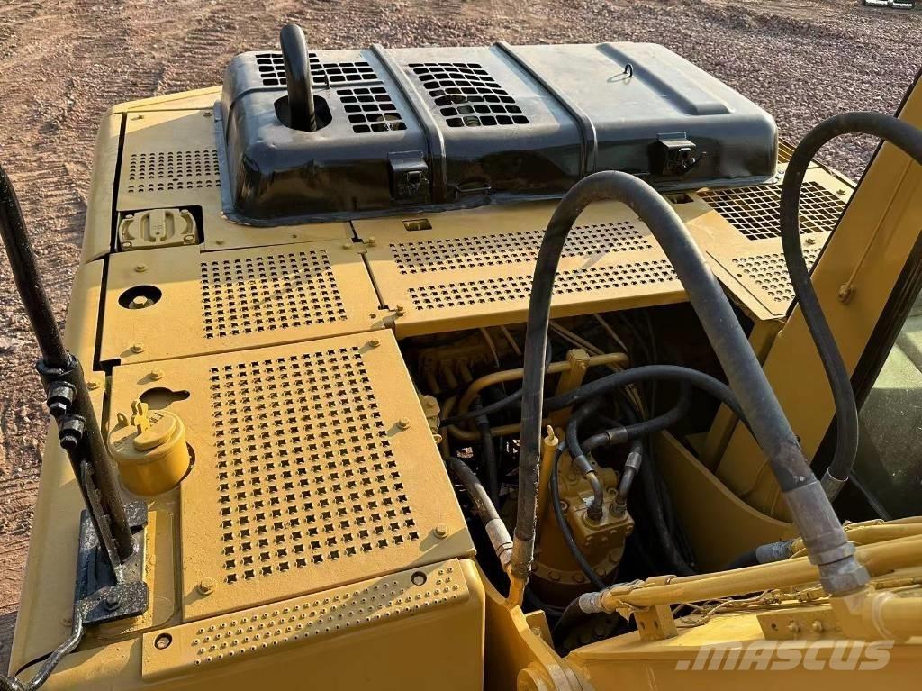 CAT 320 B Pásové rýpadlá