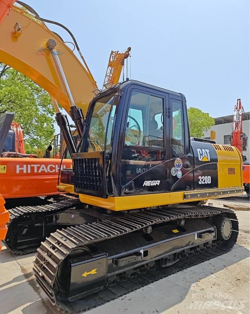 CAT 320 D Pásové rýpadlá