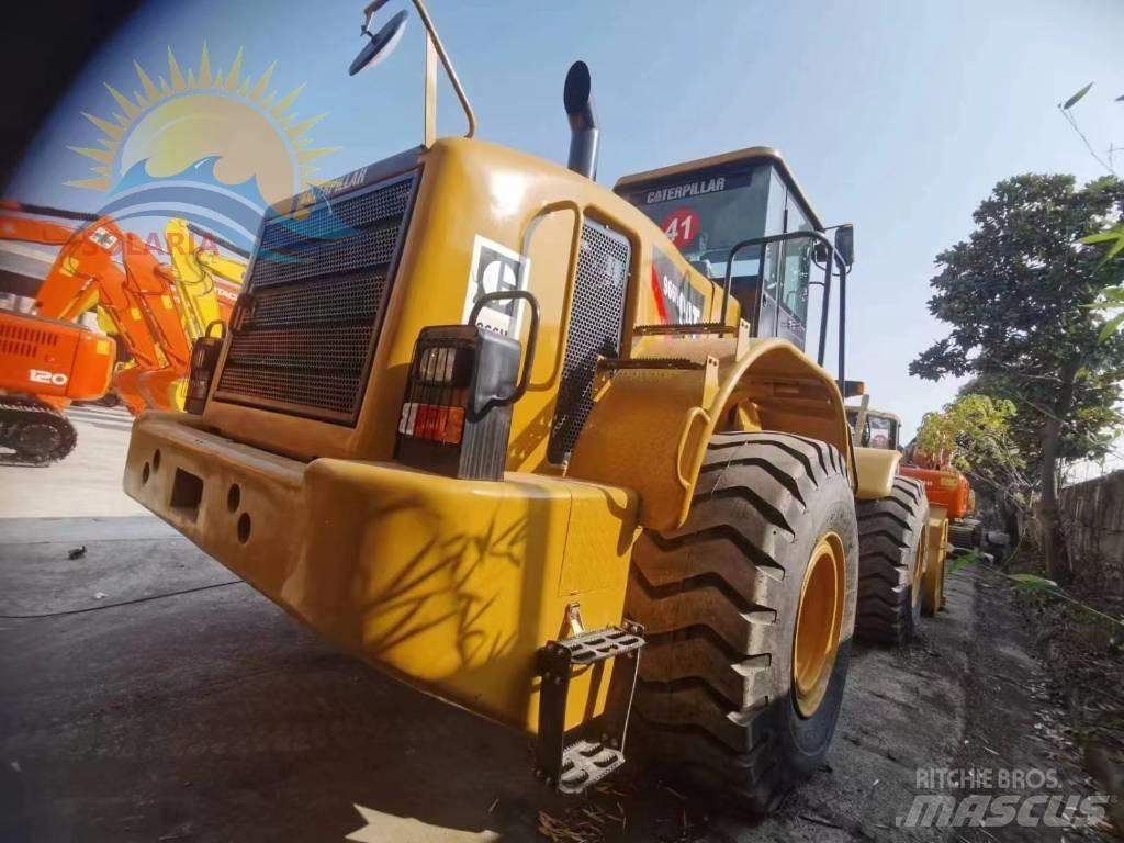 CAT 966h Kolesové nakladače