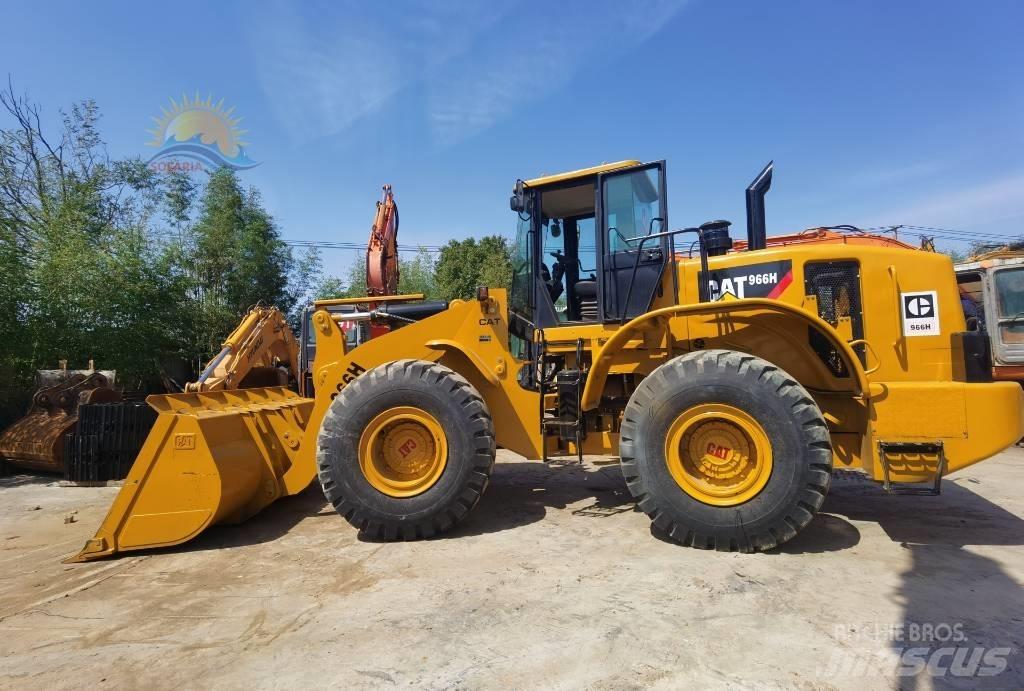 CAT 966h Kolesové nakladače