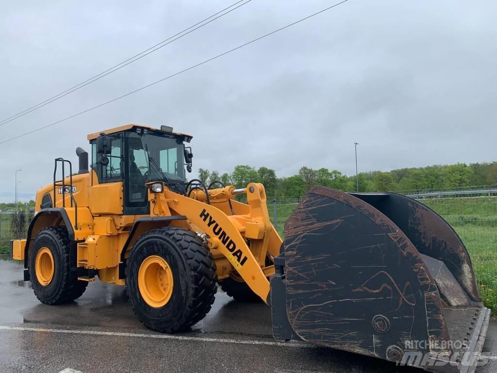 Hyundai HL 960 Kolesové nakladače
