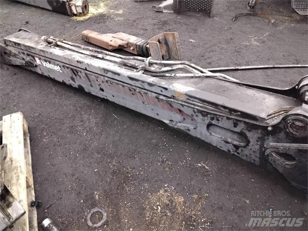 Valmet CRH22 Žatevné žeriavy
