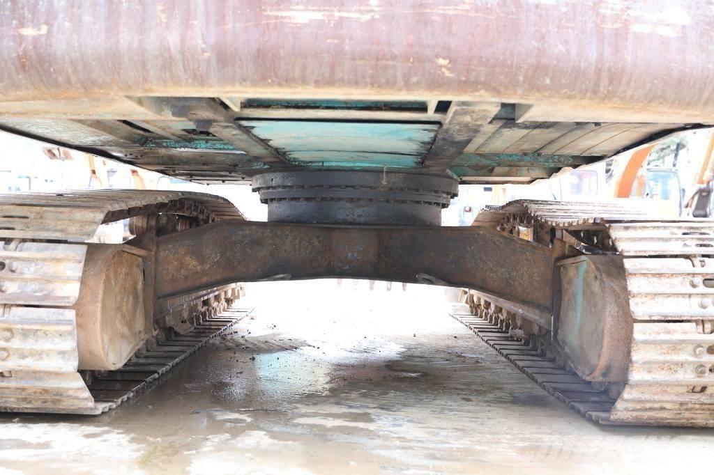 Kobelco SK 200-5 Pásové rýpadlá