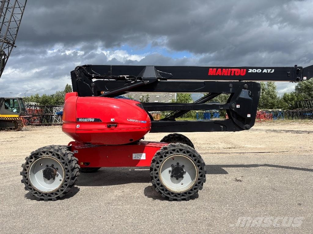 Manitou 200 ATJ Kĺbové plošiny