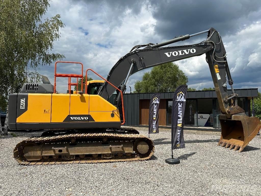 Volvo EC 220 E L Pásové rýpadlá